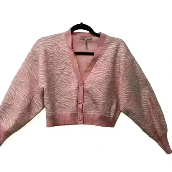 NWOT BCBG Generation Women’s Cropped Cardigan Pink And White Tiger Print… - Picture 1 of 10